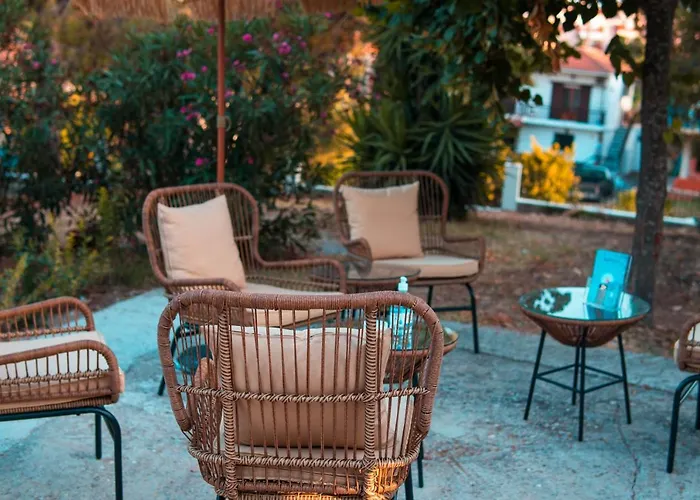 Ξενοδοχείο με διαμερίσματα Rigas Supreme Hospitality Άφυτος